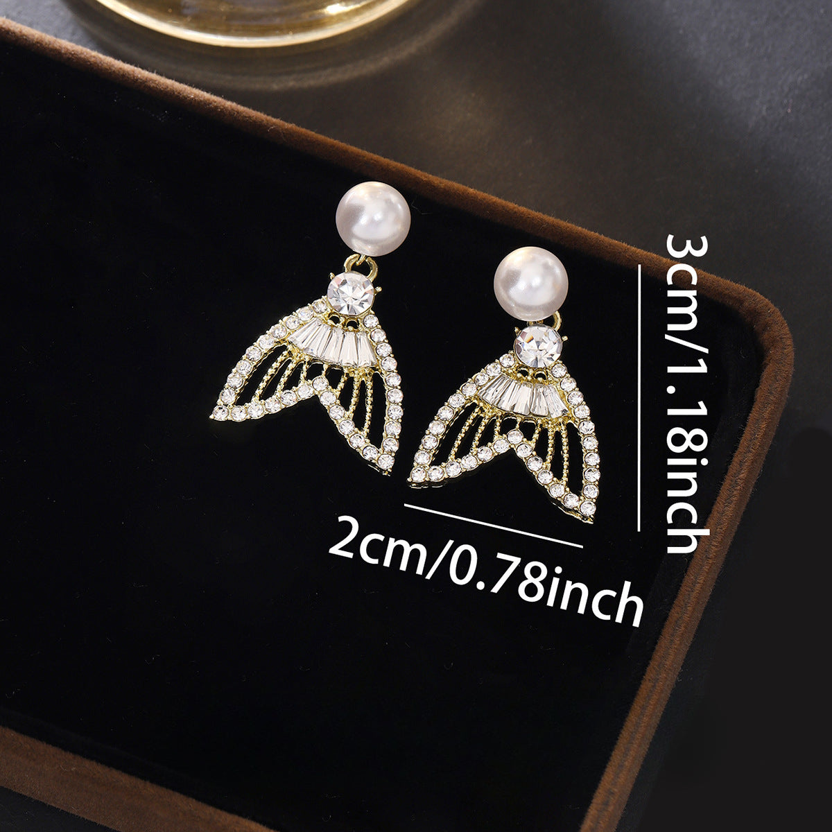 Wholesale Light Luxury Diamond Fishtail Silver S925 Needle Earrings ACC-ES-ZhuiWo005