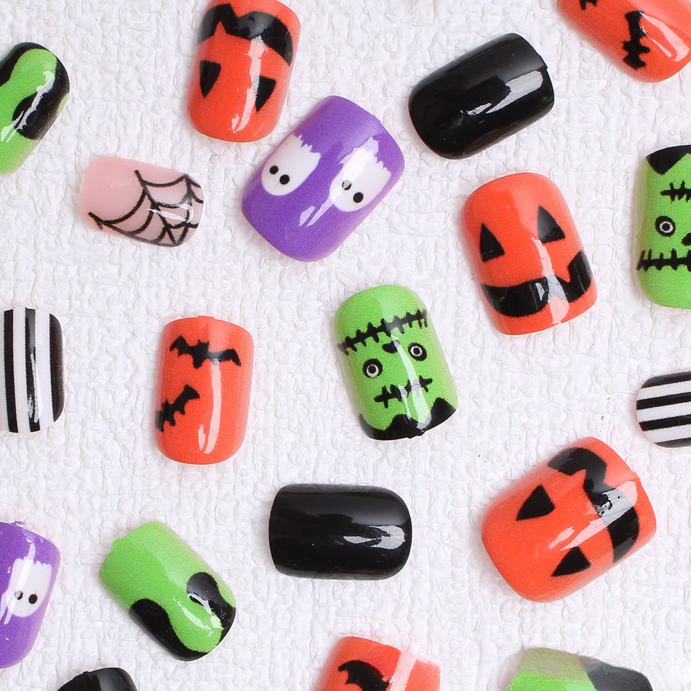 Wholesale 24 Pieces/box Halloween Press-on Nails Kits Nail Stickers ACC-NS-XingNai033