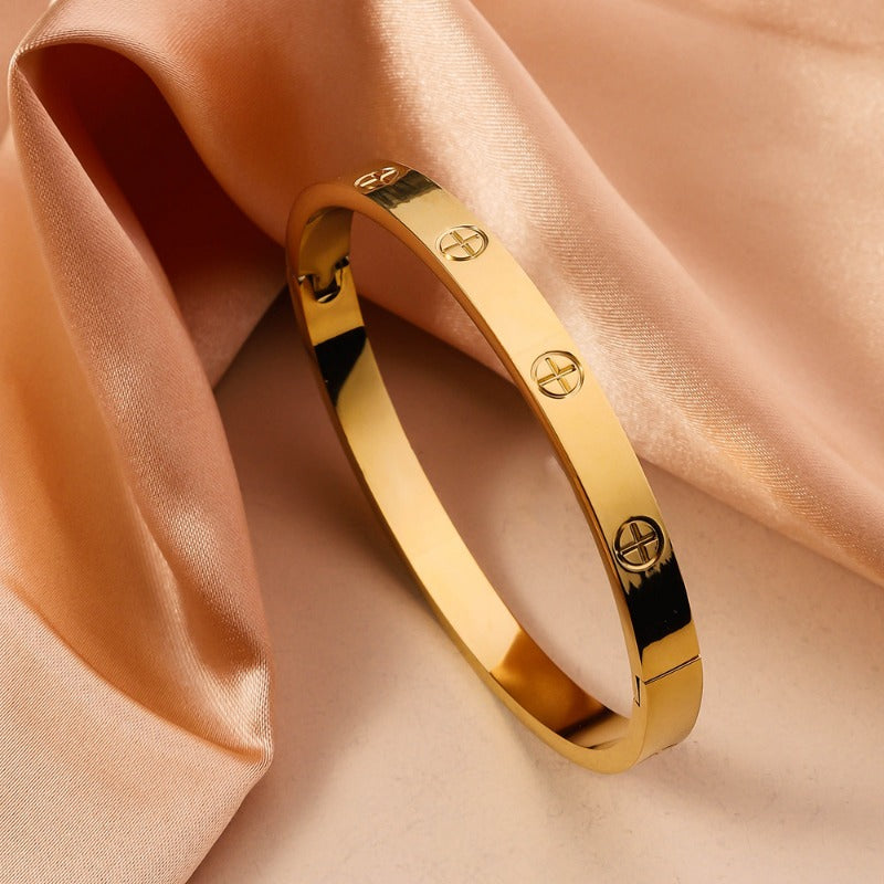 Wholesale Cross Open Clasp Titanium Steel Egg Shape Bracelet ACC-BT-Ruif002