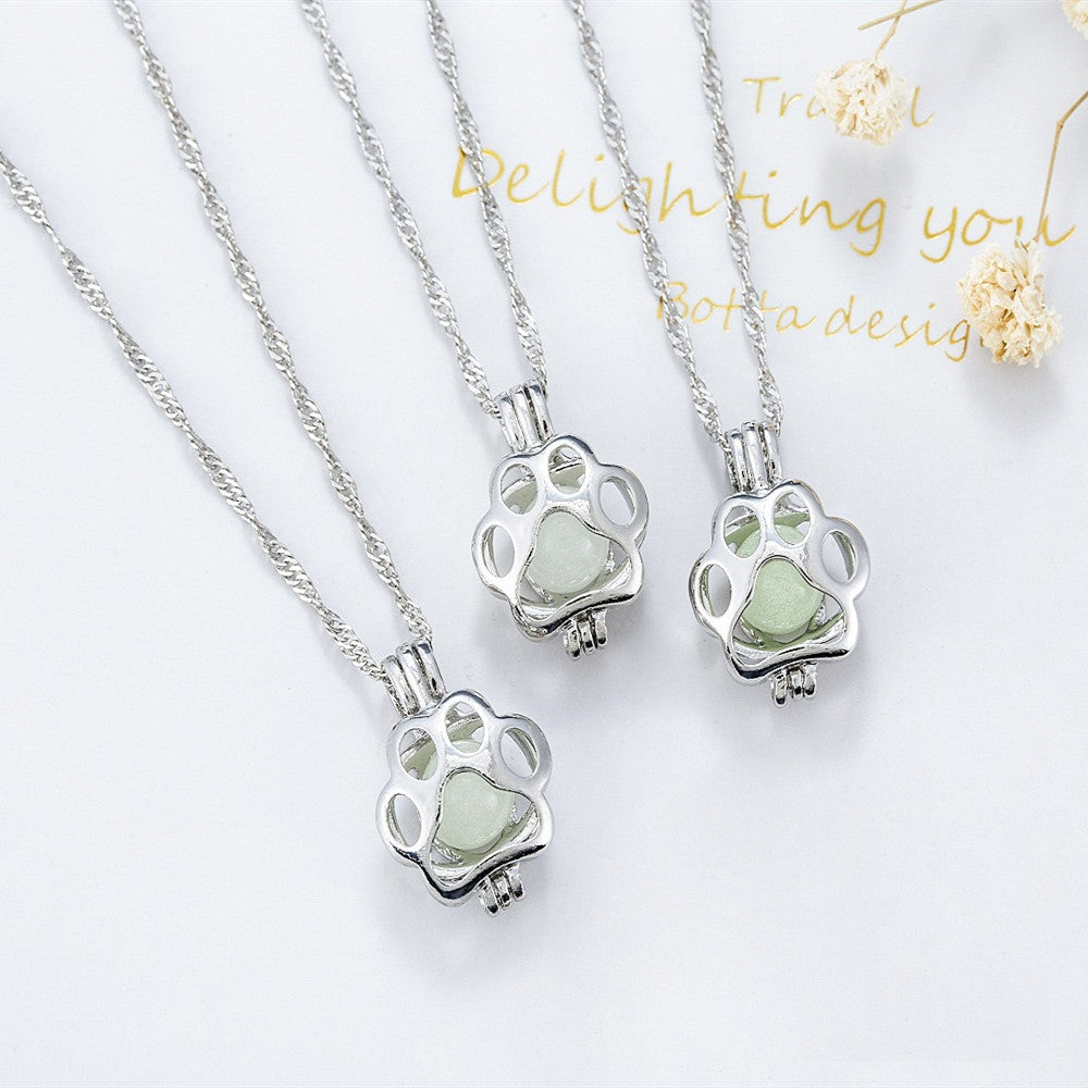 Wholesale  luminous alloy fluorescent dog footprints necklace