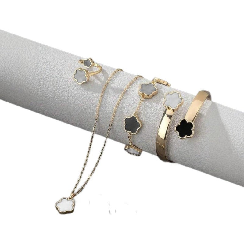 Wholesale Lucky Flower Jewelry Set Acrylic  Rings Bracelet Necklace ACC-NE-AnHe006