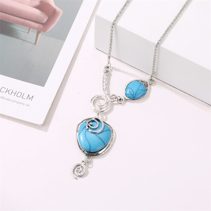 Wholesale Bohemian Turquoise Pendant Necklace - Alloy Electroplated Retro Snail Heart Charm,  Fashion Accessory