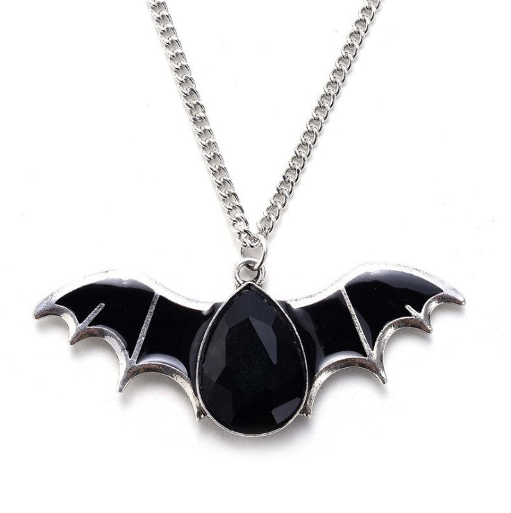 Wholesale Gothic Vampire  Bat Necklace Set with Choker and Skull Pendant,  Fashion Accessory for Costume Party