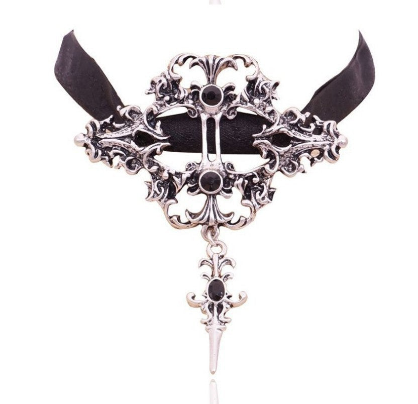 Wholesale Gothic Vampire  Bat Necklace Set with Choker and Skull Pendant,  Fashion Accessory for Costume Party
