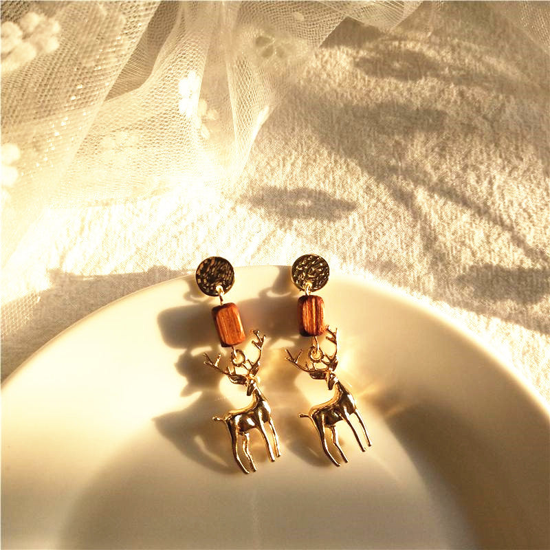 Wholesale Vintage  Wooden Fawn Ear Stud  Earrings