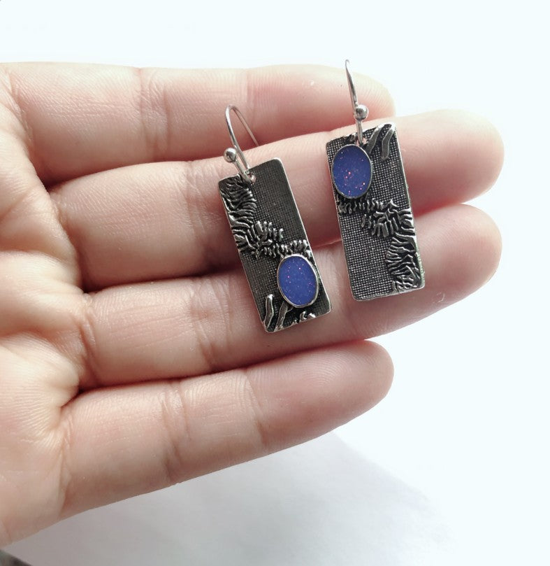 Wholesale Electroplated Alloy Retro Hand Carved Pattern Earrings Fashion Accessory