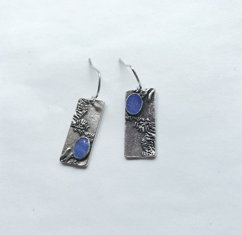 Wholesale Electroplated Alloy Retro Hand Carved Pattern Earrings Fashion Accessory