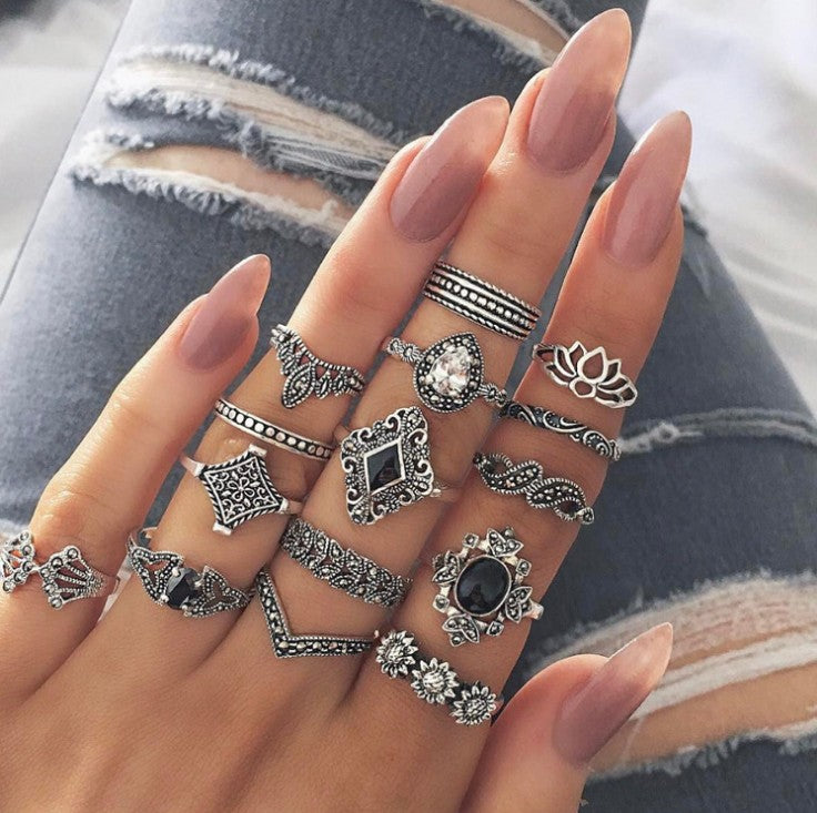 Wholesale Vintage Retro Articulated Ring Set,  15 Pieces Alloy Hollow Sunflower Design with Black Stone,  Women' s Jewelry Gift for Daily Wear