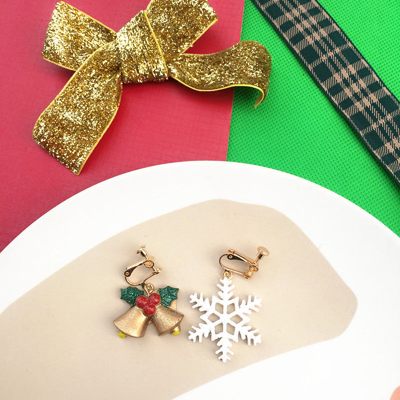 Wholesale Christmas asymmetrical clip earrings