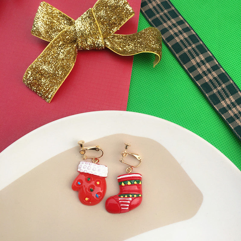 Wholesale Christmas asymmetrical clip earrings