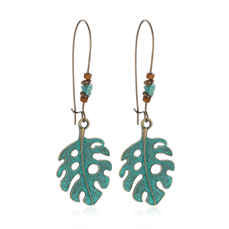 Wholesale Vintage Green Alloy Bohemian Floral Hollow Carved Earrings Fashion Accessory Gift