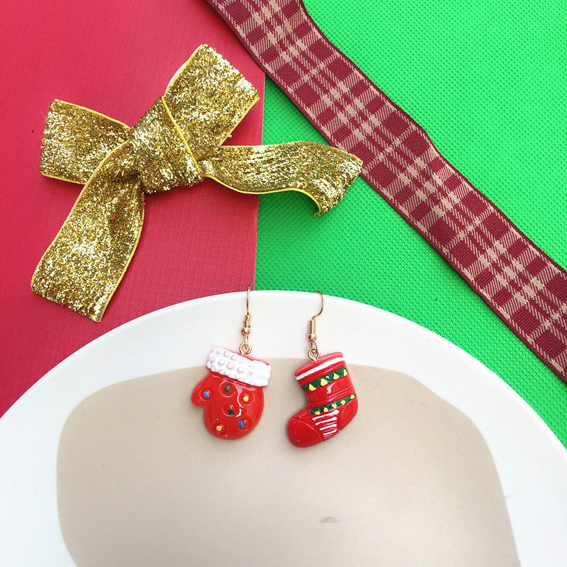 Wholesale Christmas asymmetrical clip earrings