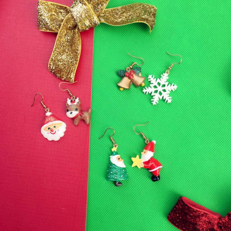 Wholesale Christmas asymmetrical clip earrings