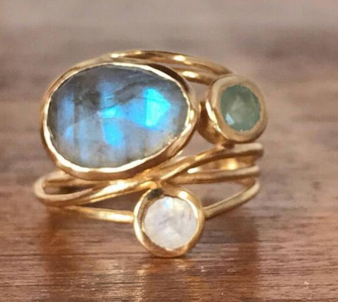 Wholesale 24K Gold Plated Creative Multi-Layer Shell Ring with Moonstone Women' s Fashion Jewelry