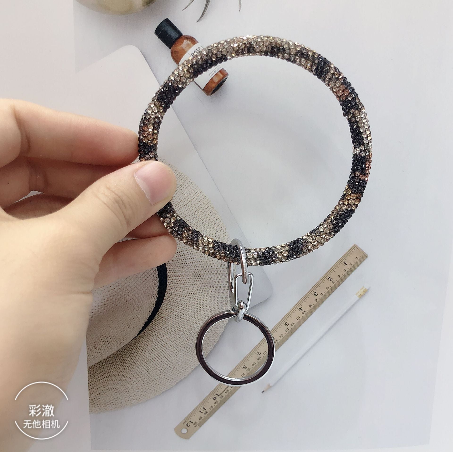 Wholesale Rhinestone Leopard Print Key Ring - Fashion Accessory for Everyday Carry
