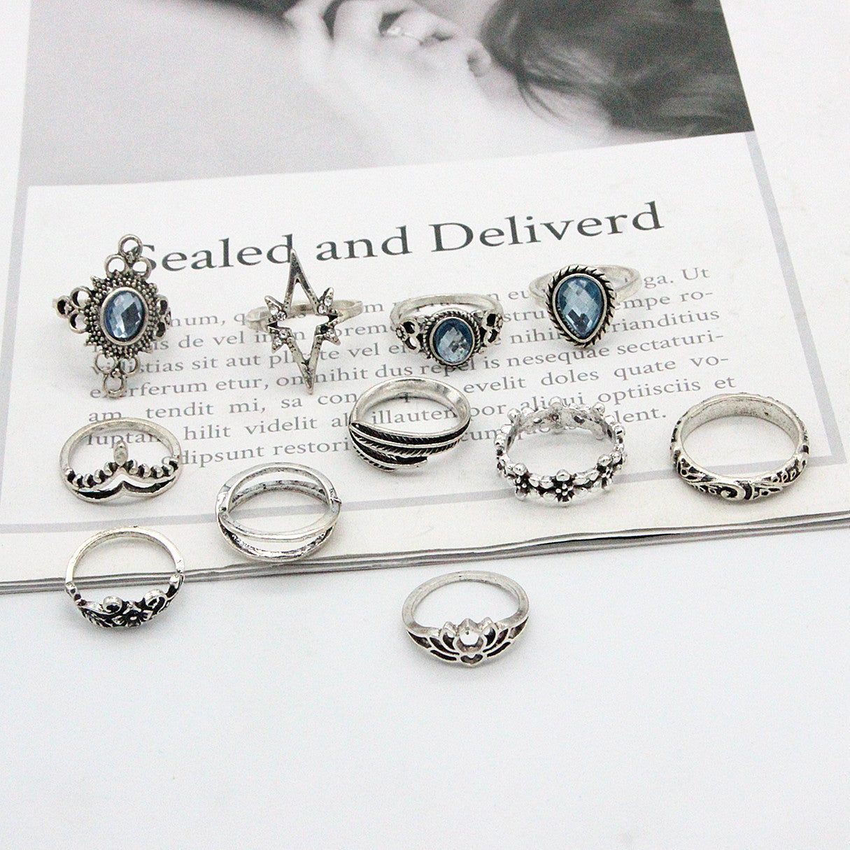 Wholesale retro carved feather diamond star gem leaf butterfly ring