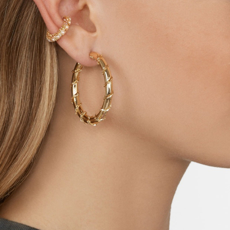 Wholesale Vintage Metal Diamond Colored Ear Clip Micro-paved Pearl Earrings ACC-ES-Yiniao003