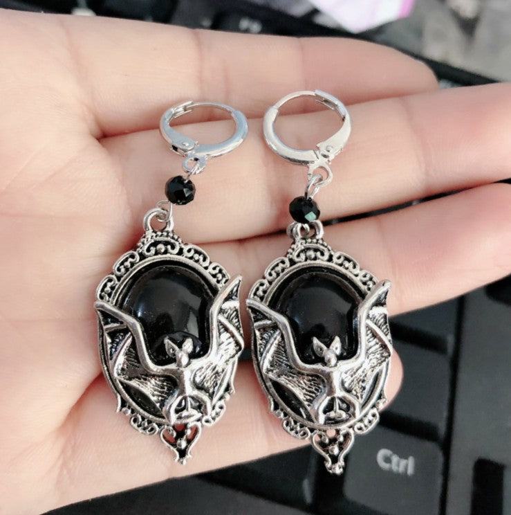 Wholesale  Bat Jewelry Set Alloy Black Tone Necklace Ring Earrings Trendy Fashion Accessory For Party And Gift