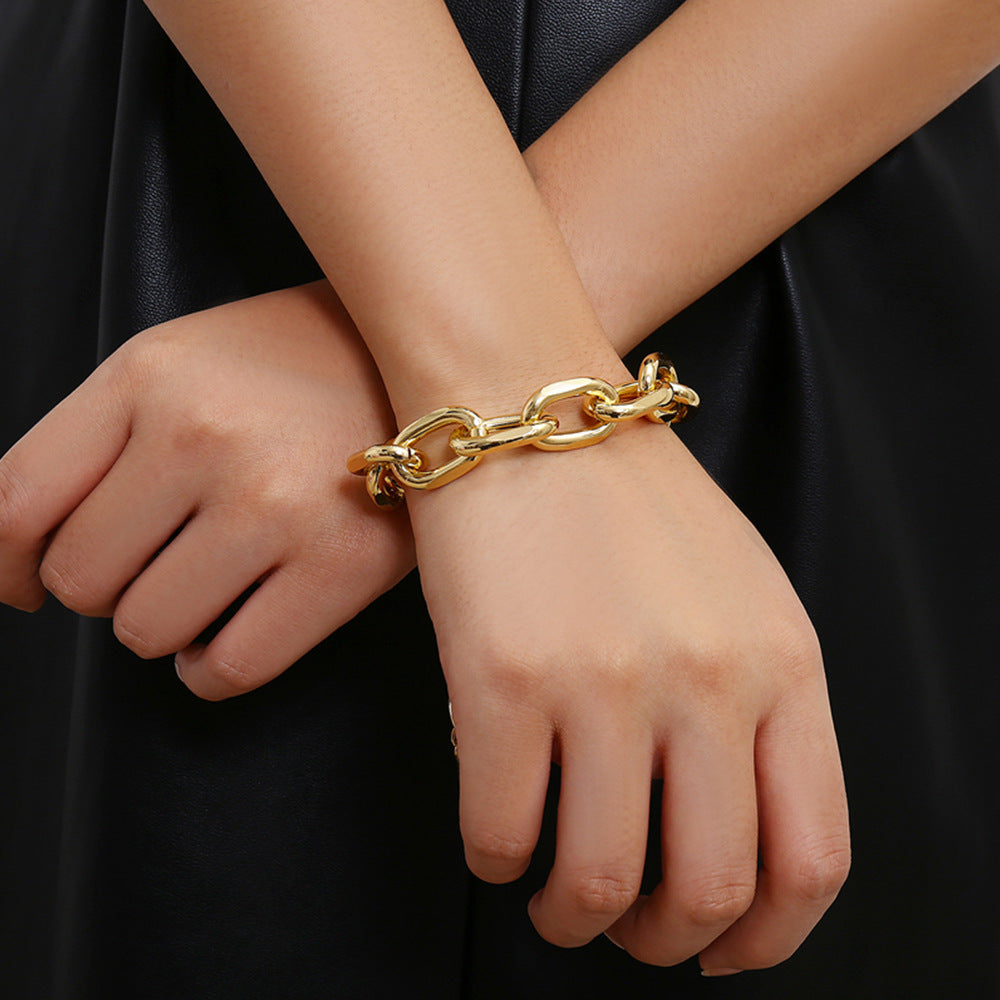 Wholesale  European American Style Alloy Thick Bracelet Gold Fashion Accessory Gift
