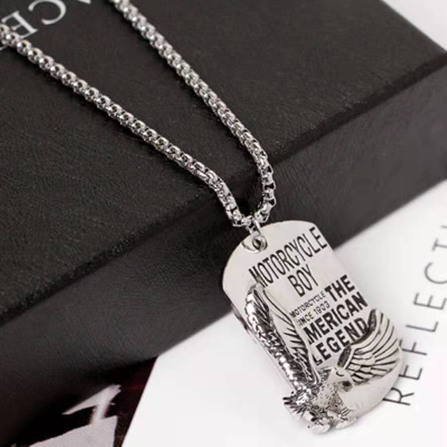 Wholesale Creative Alloy Necklace Maple Leaf Tag Men Hip Hop Pendant Men Necklaces ACC-NE-Pufei005