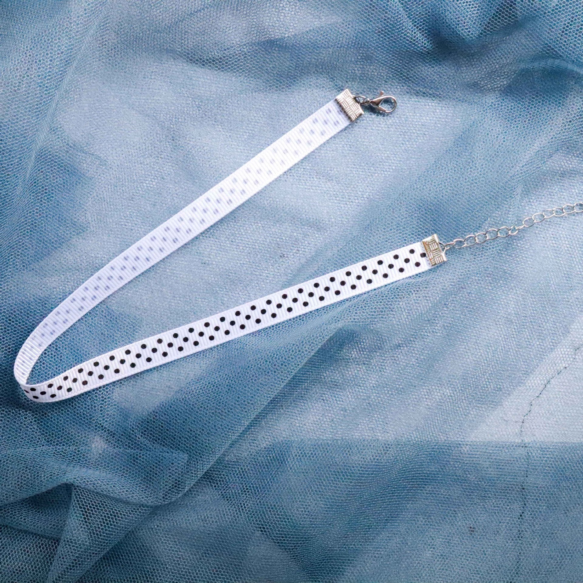 Wholesale Christmas white heart necklace choker necklace