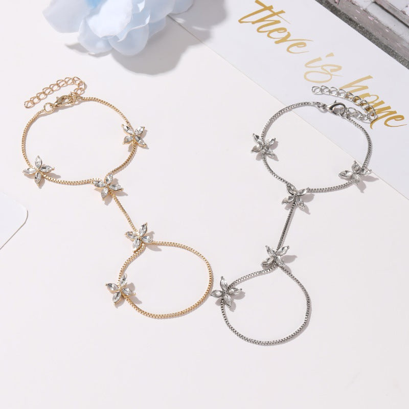 Wholesale Women S Flower Bracelet With Four Leaf Clover And Marquise Zircon Gold Plated Everyday Wear Jewelry Accessory
