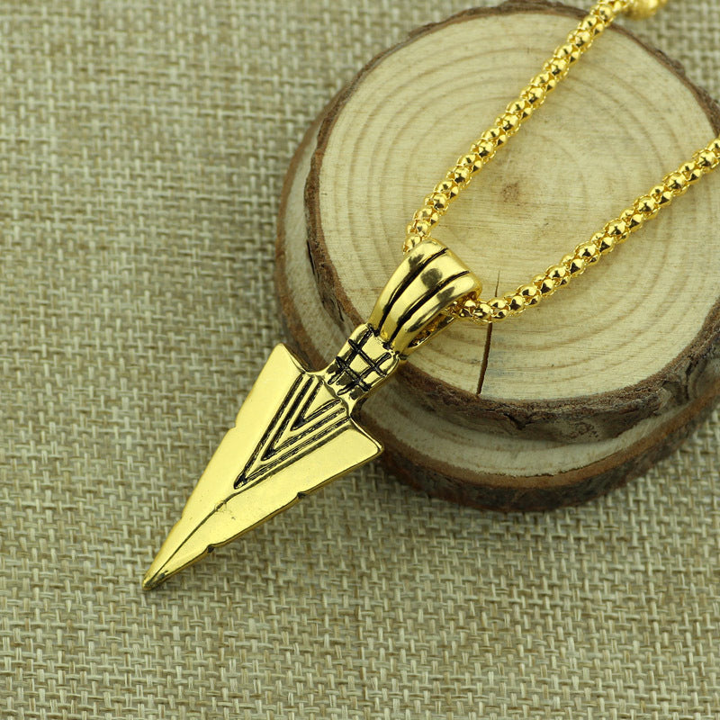 Wholesale Triangle Arrowhead Men's Alloy Vintage Pendant Necklace
