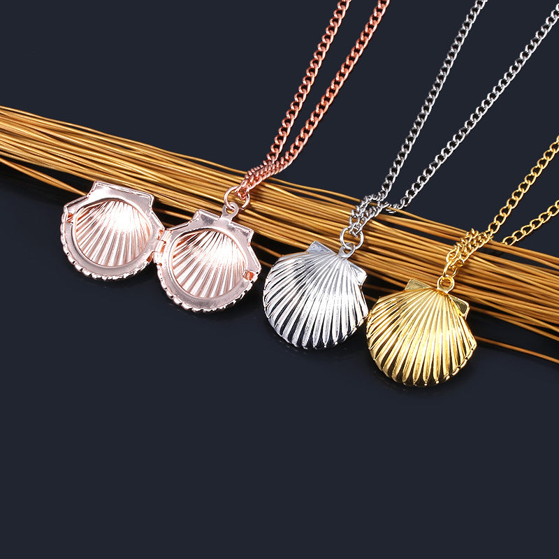 Wholesale Shell Openable Photo Frame Pendant Necklace