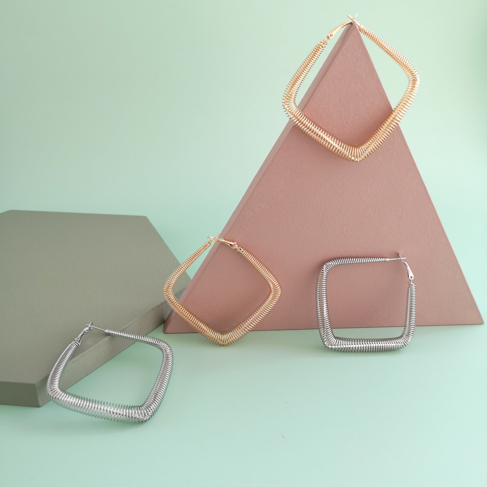 Wholesale Geometric Heart Shape Square Gold Spring Earrings ACC-ES-JuJia014