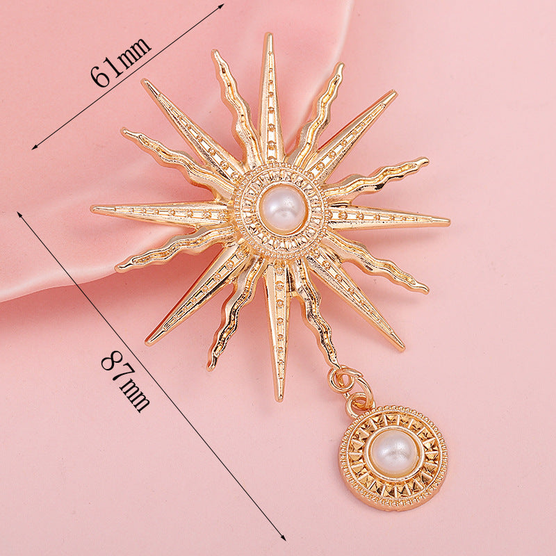 Wholesale  Diamond Pearl Flower Sun God flower brooch gem pendant