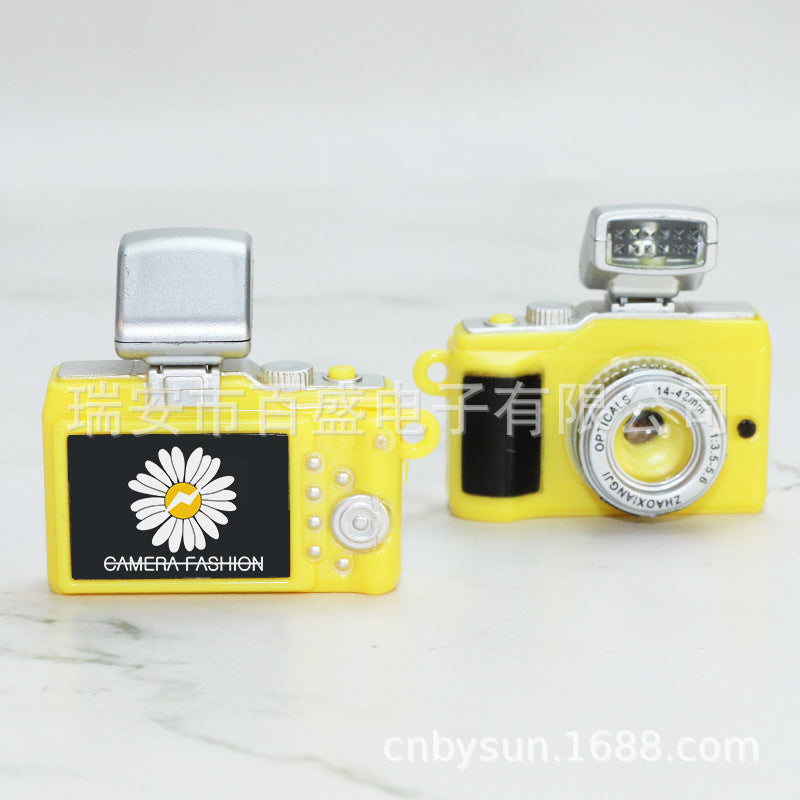 Wholesale Daisy Small Camera Keychain ACC-KC-Bais002