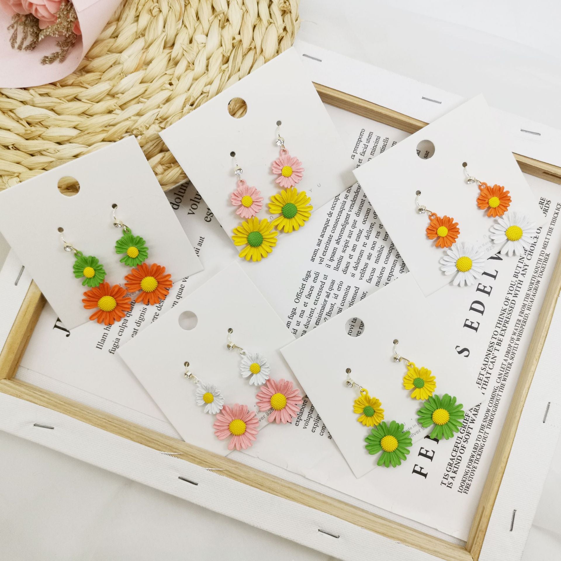 Wholesale Little Flower Earrings White Pastoral Style Party Wear Fashion Accessory