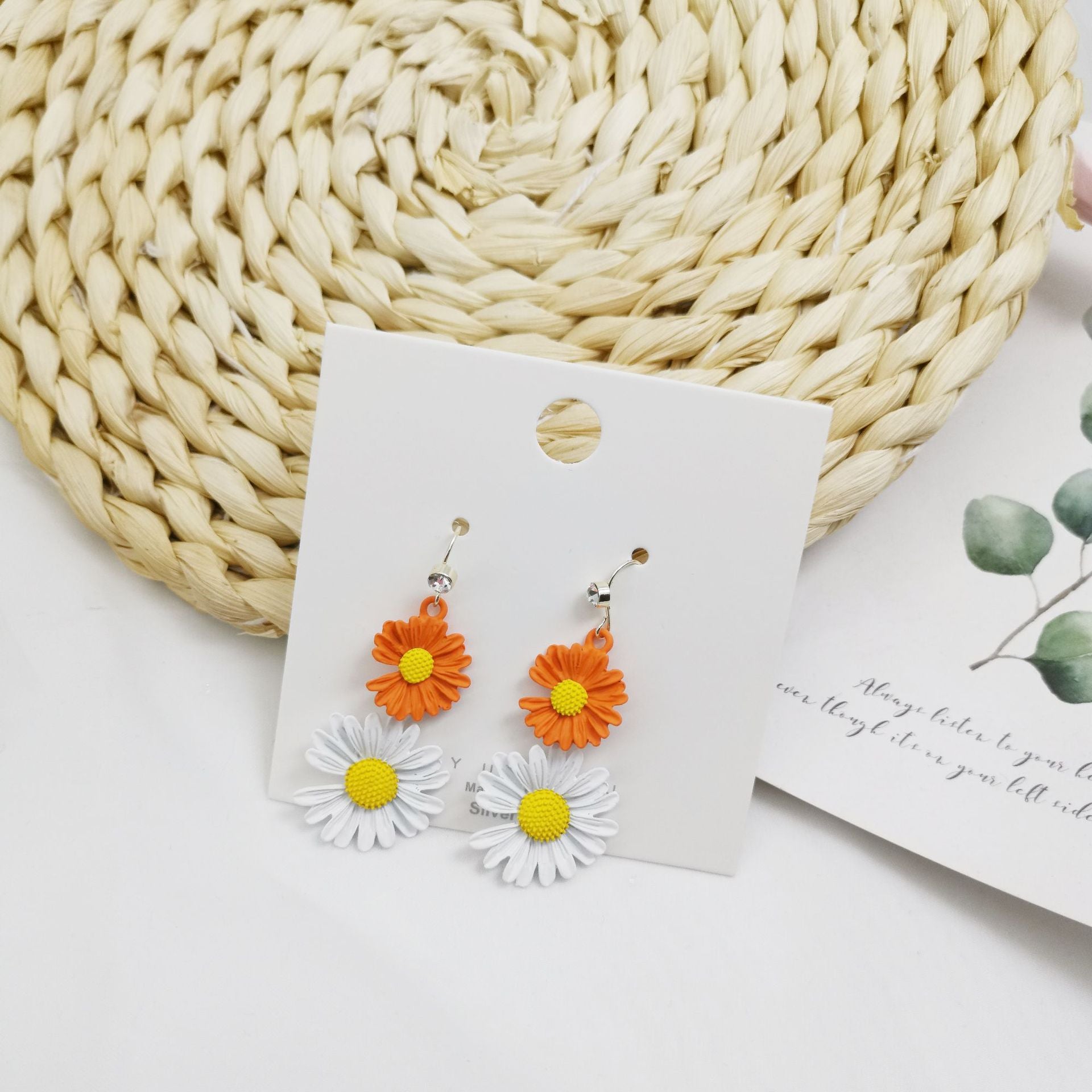 Wholesale Little Flower Earrings White Pastoral Style Party Wear Fashion Accessory