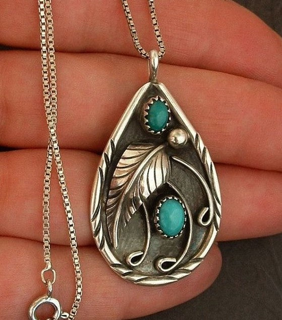 Wholesale Silver Plated Vintage Black Feather Pendant Necklace Turquoise Inlay Women S Jewelry Gift