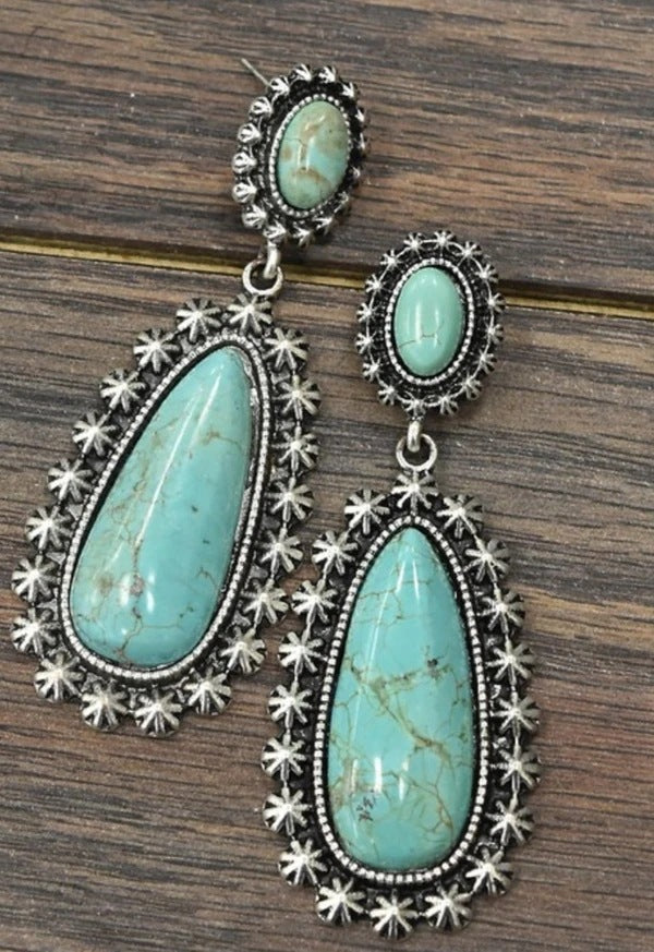 Wholesale Vintage style turquoise pendant earrings alloy jewelry perfect for parties. Turquoise NecklaceTurquoise Necklace