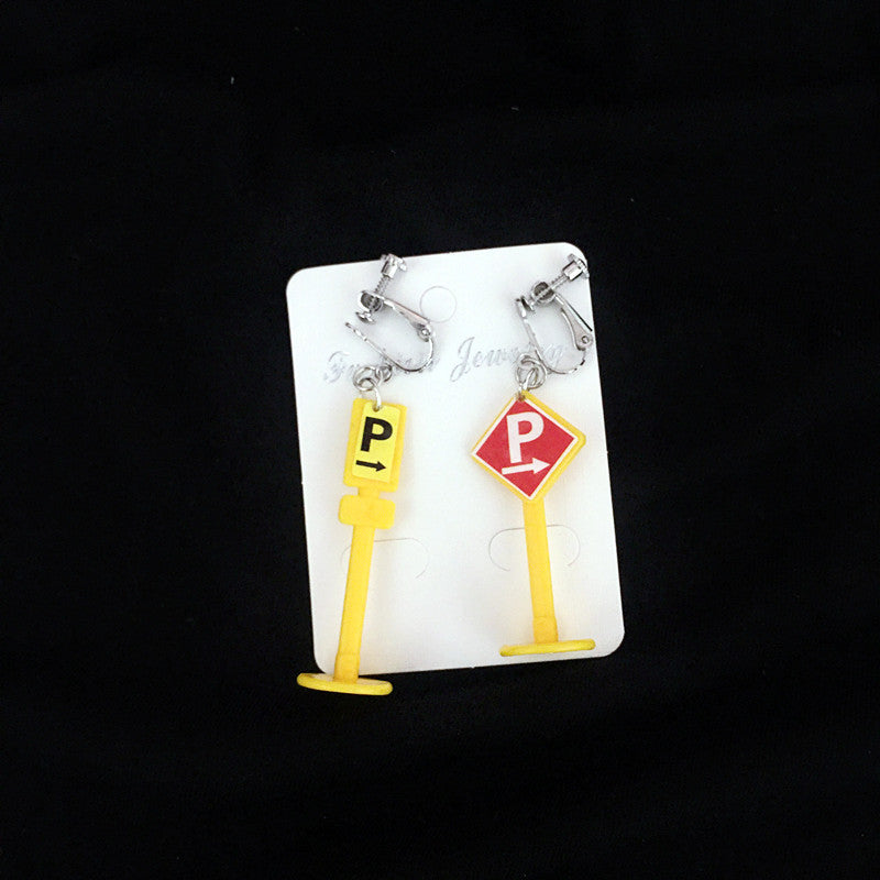 Großhandel Stop -Verkehrs -Baustraße Schild Lustige Ohrclip -Persönlichkeit Halskette Set