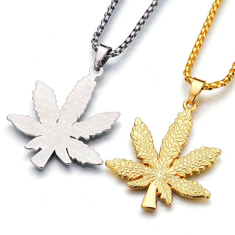 Wholesale big leaf maple leaf pendant sweater necklace