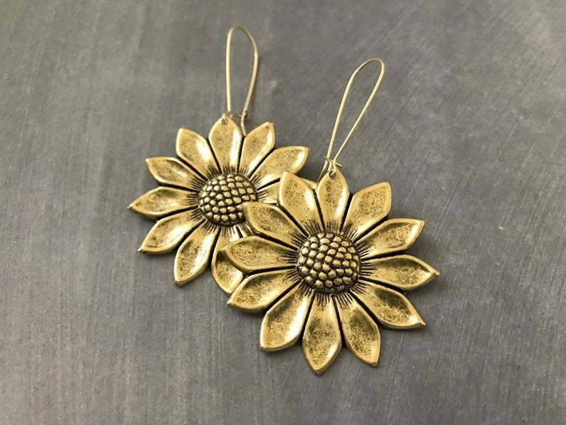Wholesale Retro Ancient Silver Sunflower Earrings - Trendy Literary Design Fashion Jewelry Accessory Gift for Resale