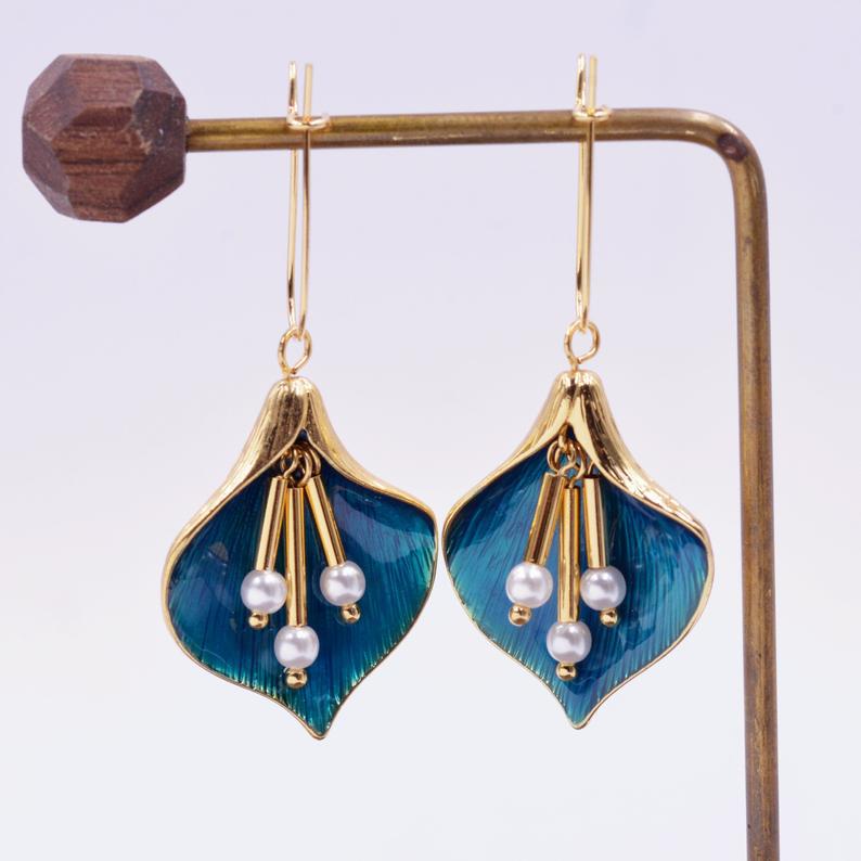 Wholesale alloy oil drop flower pearl earrings