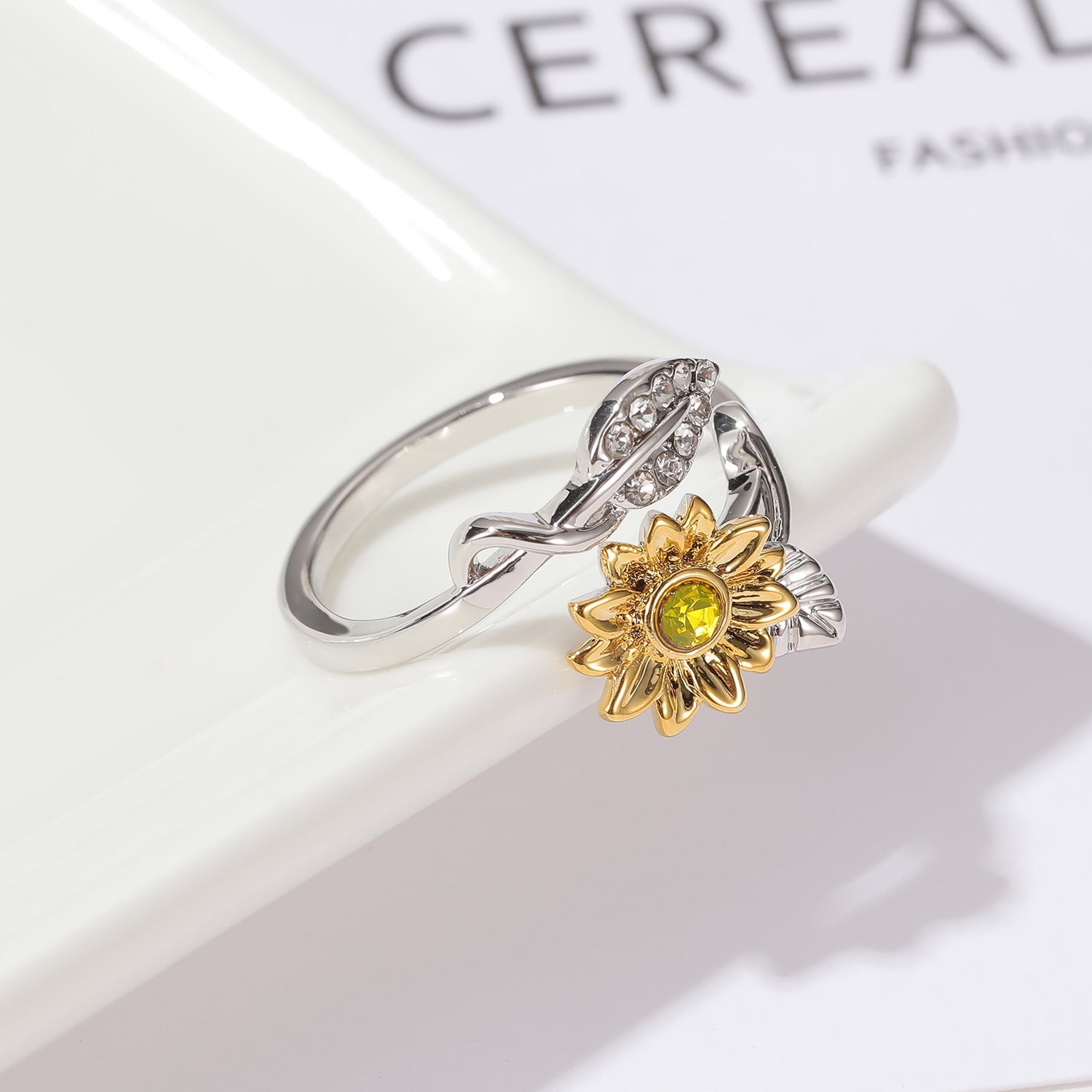 Wholesale  Daisy Open Ring  All-match Index Finger Ring