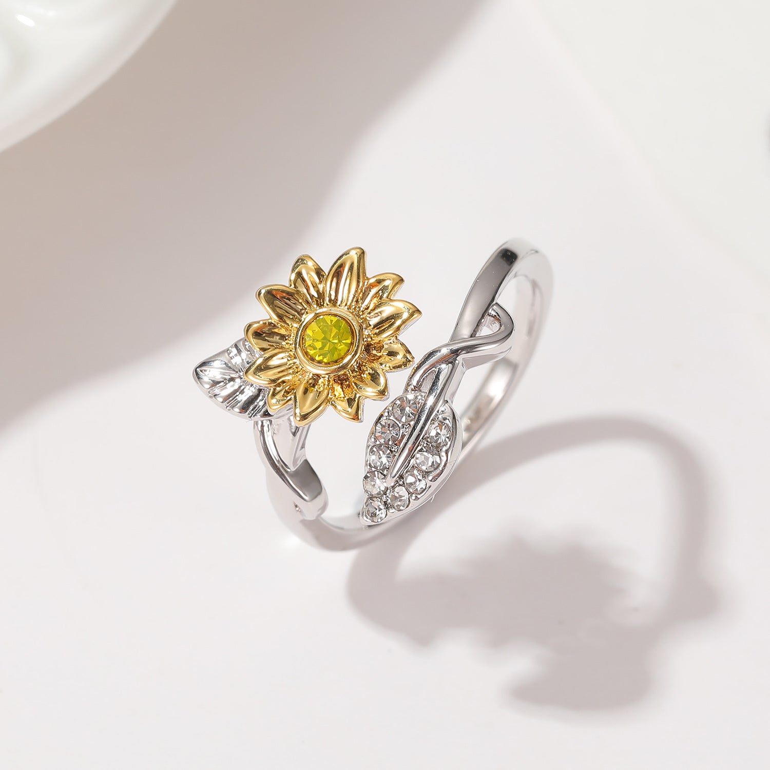 Wholesale  Daisy Open Ring  All-match Index Finger Ring