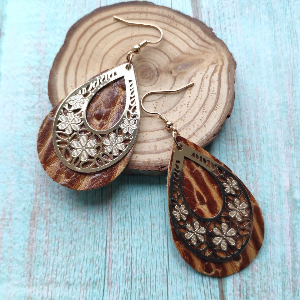 Wholesale 3 Pairs/Pack Vintage Genuine Leather Hollow Flower Earrings ACC-ES-HY093