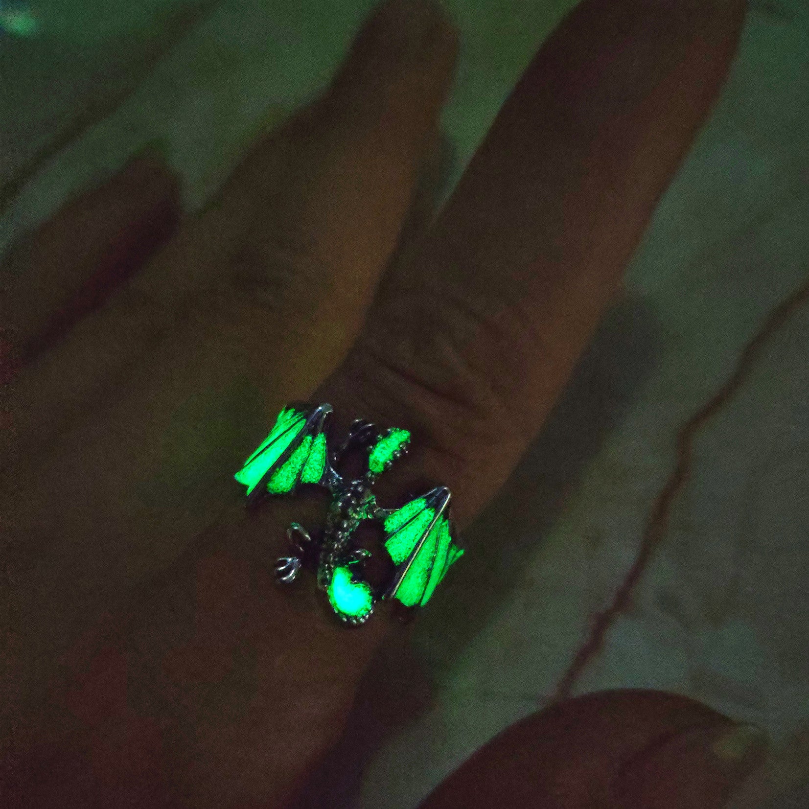 Wholesale Retro luminous pterosaur opening adjustable ring