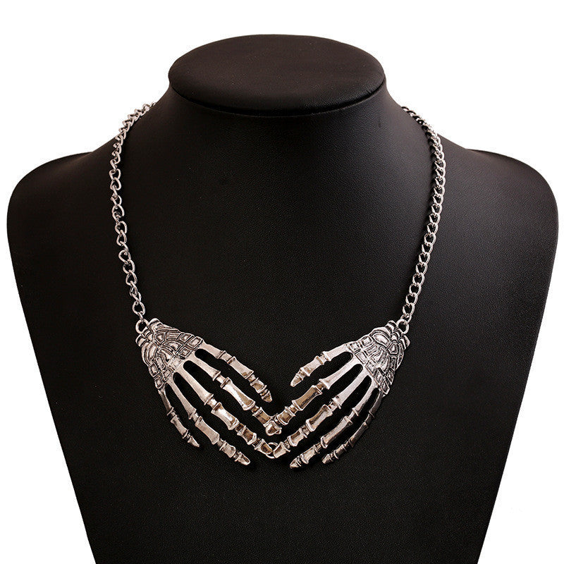 Wholesale Punk Skull Claw Necklace  Costume Jewelry Fashion Accessory Gift