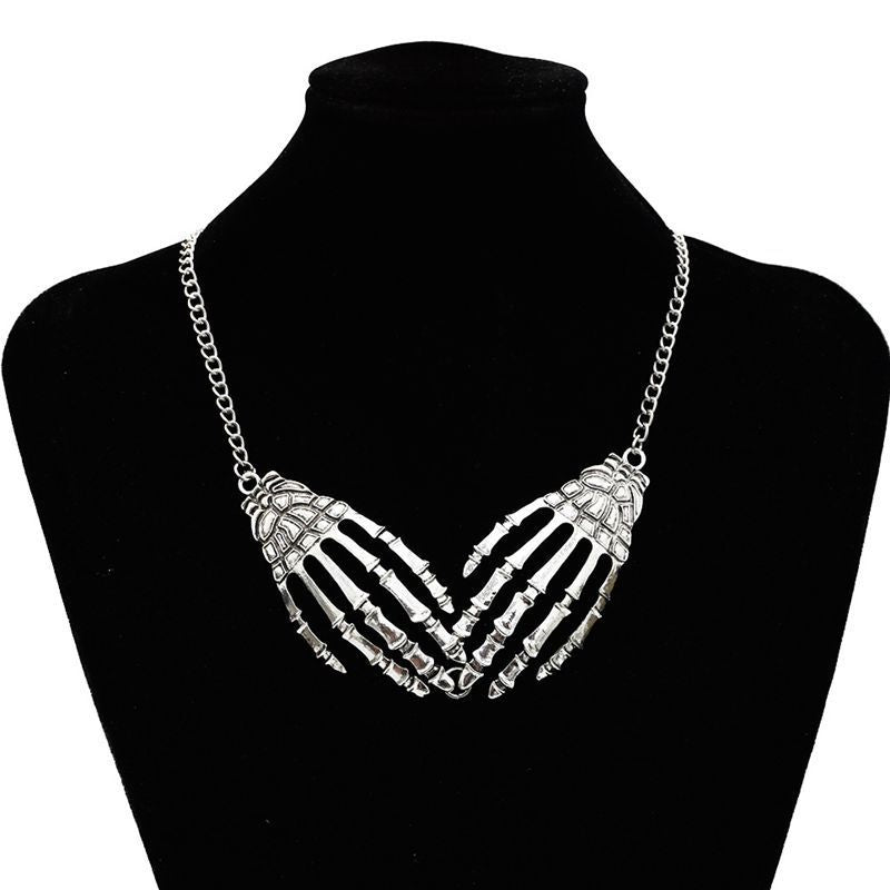 Wholesale Punk Skull Claw Necklace  Costume Jewelry Fashion Accessory Gift