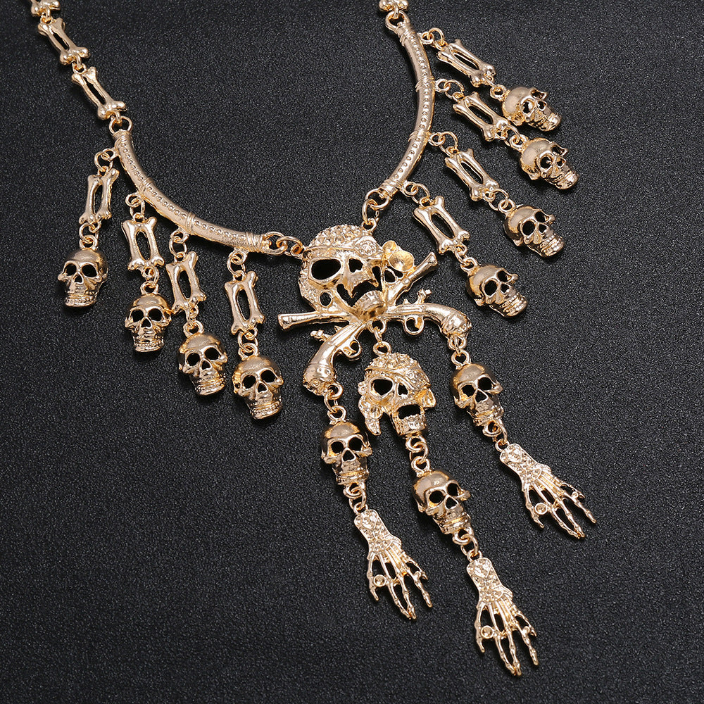 Wholesale  Alloy Skull Pirate Ghost Hand Tassel Necklace for Women Fashion Accessory