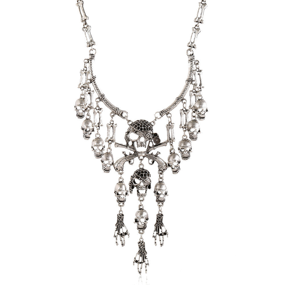 Wholesale  Alloy Skull Pirate Ghost Hand Tassel Necklace for Women Fashion Accessory