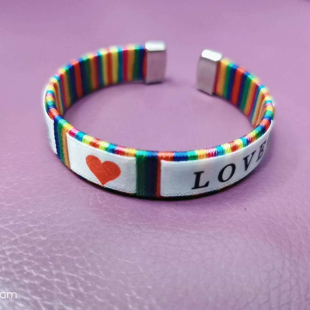 Wholesale LGBT Six Color Thread Braided Rainbow Bracelet LOVE Color Rope Heart Bracelets ACC-BT-Guangg003