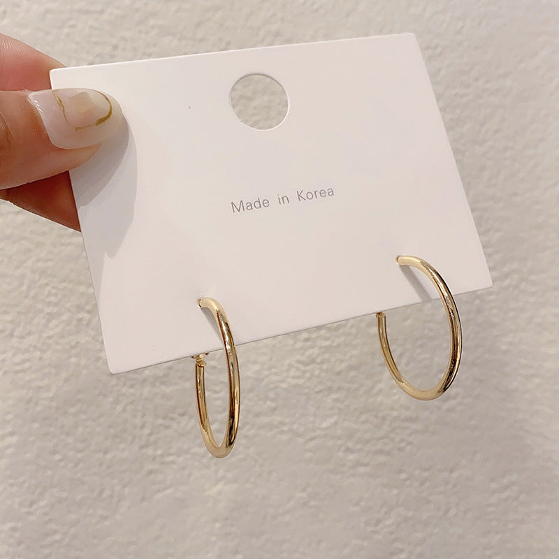 Wholesale  round earrings  hoop temperament earrings