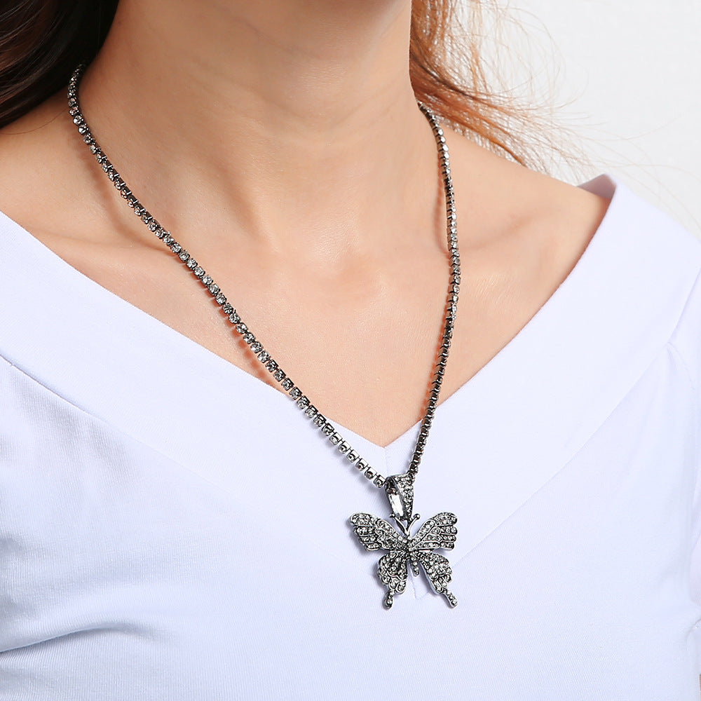 Wholesale Claw Chain Diamond Necklace with Rhinestone Butterfly Alloy Necklaces ACC-NE-SuRen002